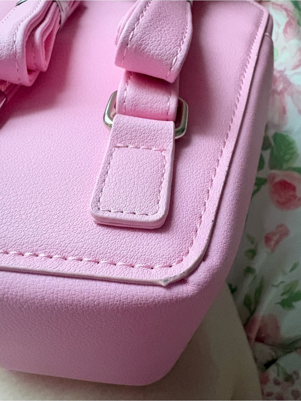 Monster High Draculaura Coffin Backpack - Picture 8 of 10